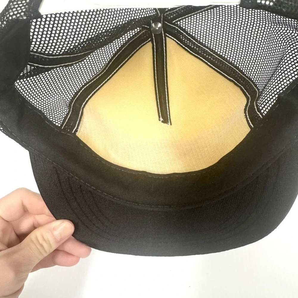 Vintage hat preowned